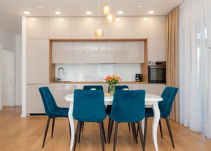 Melyna Jura アパート *