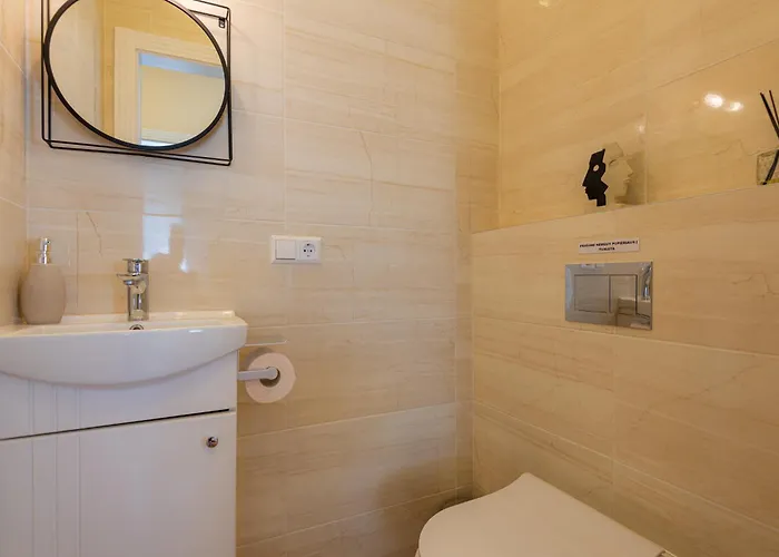 Melyna Jura * パランガ