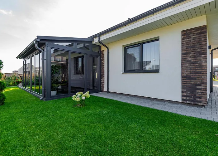 Melyna Jura パランガ